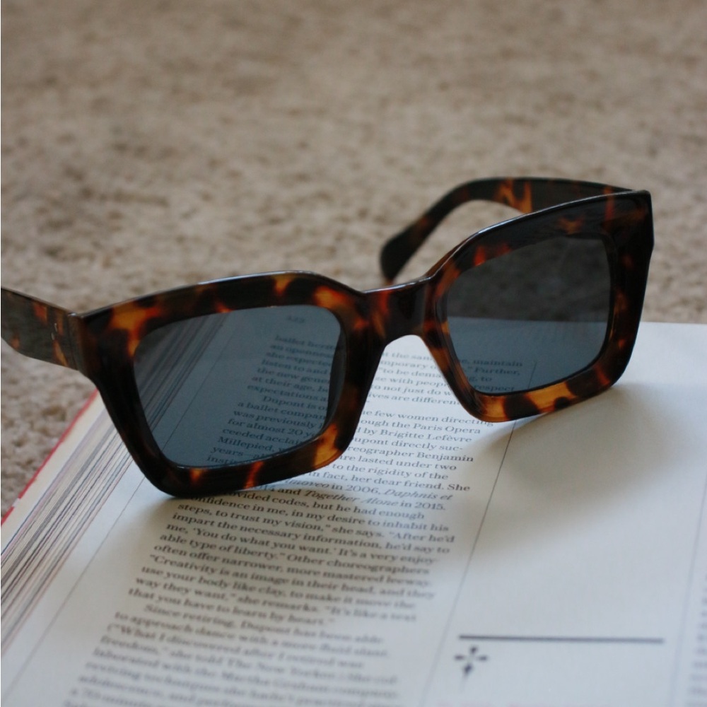 Brown Tortoiseshell Sunglasses - Gara Sun